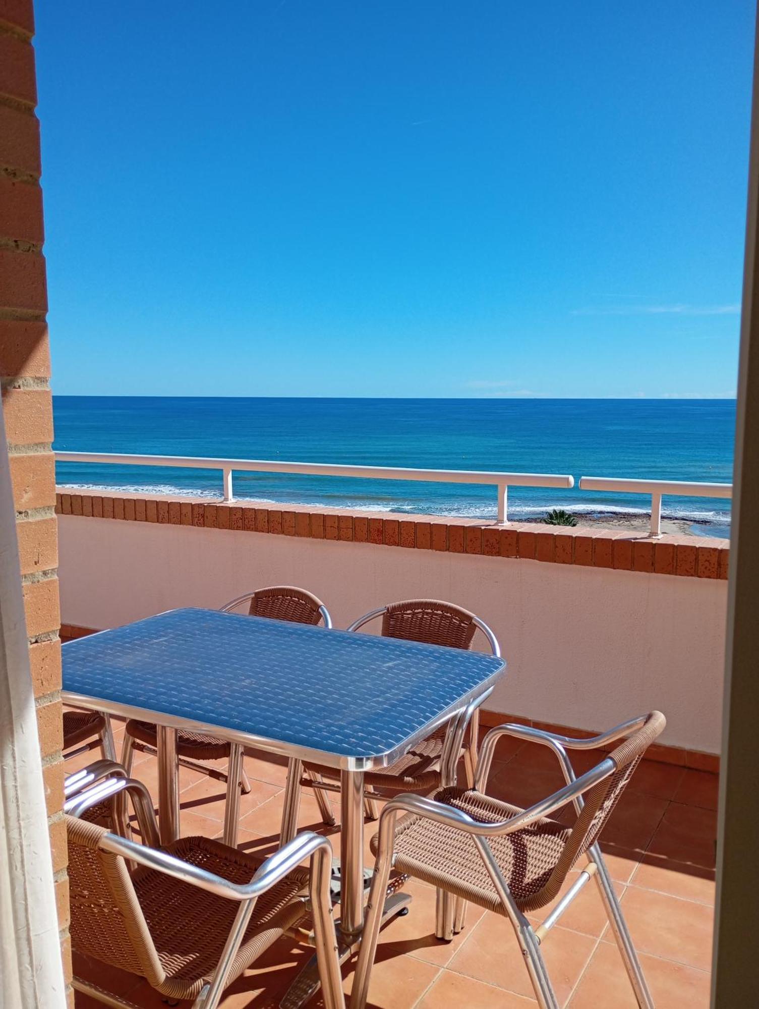 Apartamentos Danesp-Playa De Les Amplaries Marina Dor- Frontales Al Mar Orpesa Kültér fotó