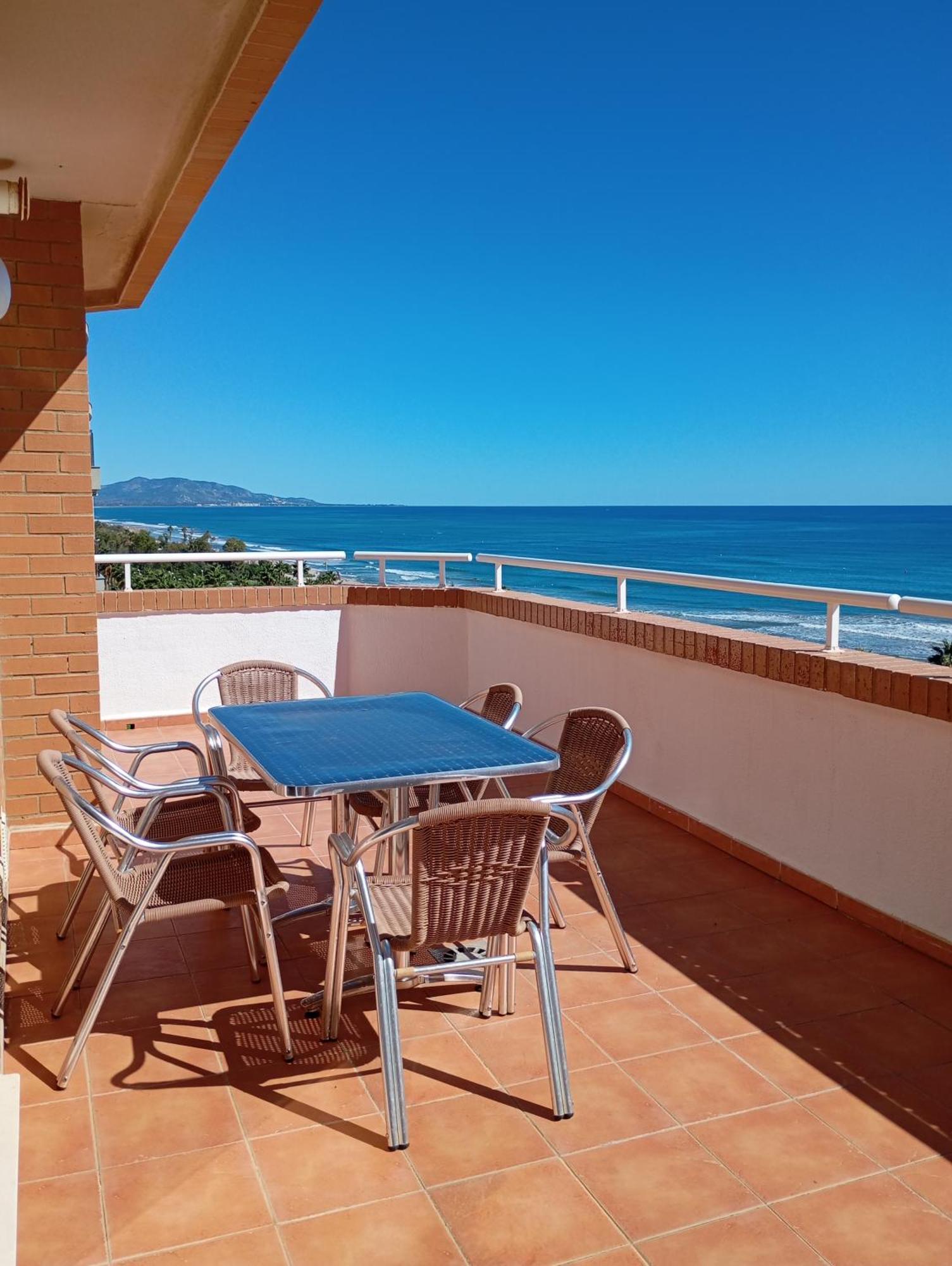 Apartamentos Danesp-Playa De Les Amplaries Marina Dor- Frontales Al Mar Orpesa Kültér fotó