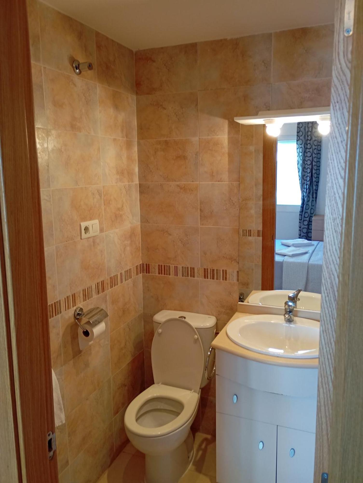 Apartamentos Danesp-Playa De Les Amplaries Marina Dor- Frontales Al Mar Orpesa Kültér fotó