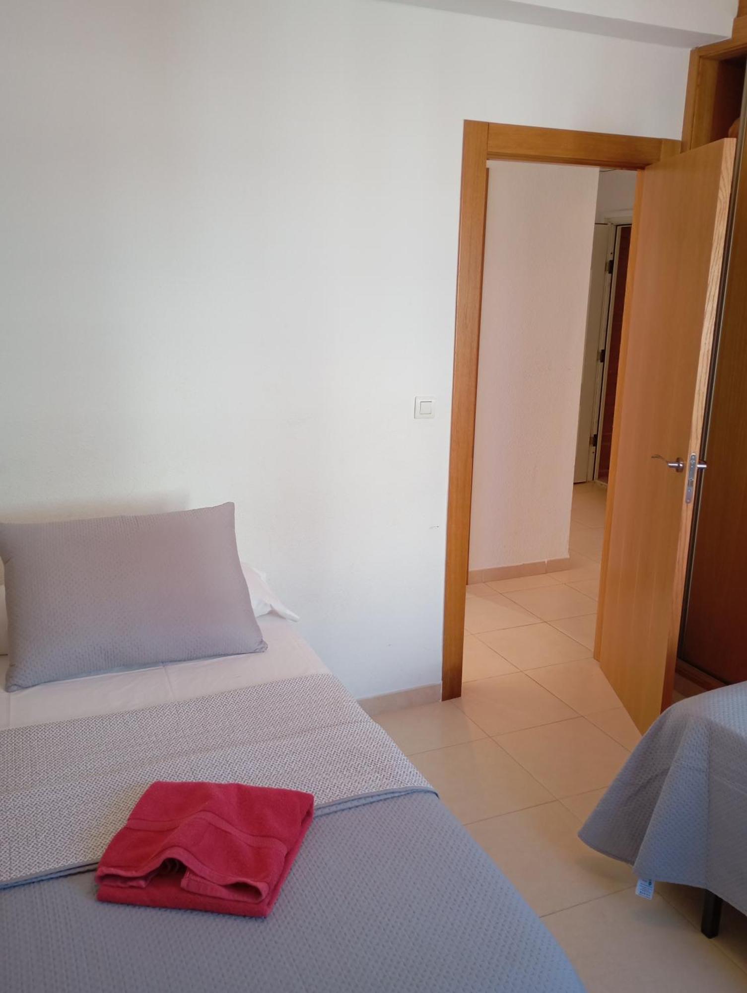 Apartamentos Danesp-Playa De Les Amplaries Marina Dor- Frontales Al Mar Orpesa Kültér fotó